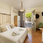 Апарт-отель Fiamegou Andros 4*