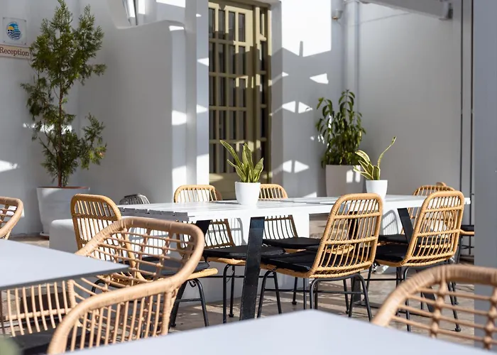 Fiamegou Andros Апарт-отель Батси